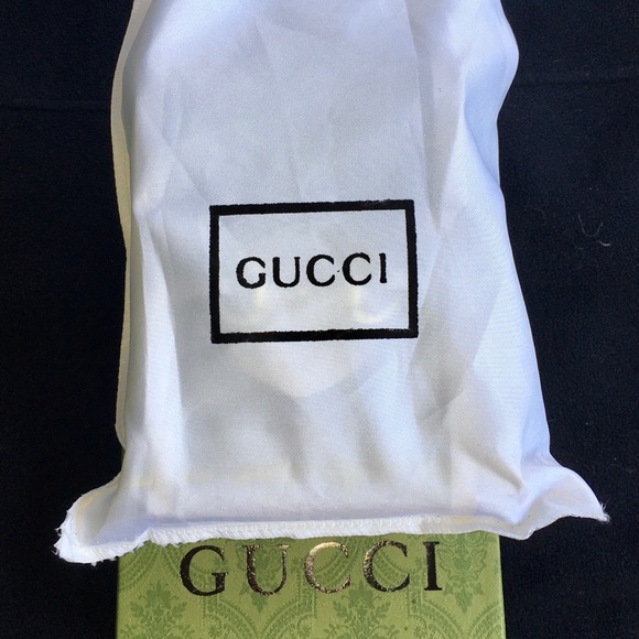 NWT Over the shoulder bag - Picture 4 of 6